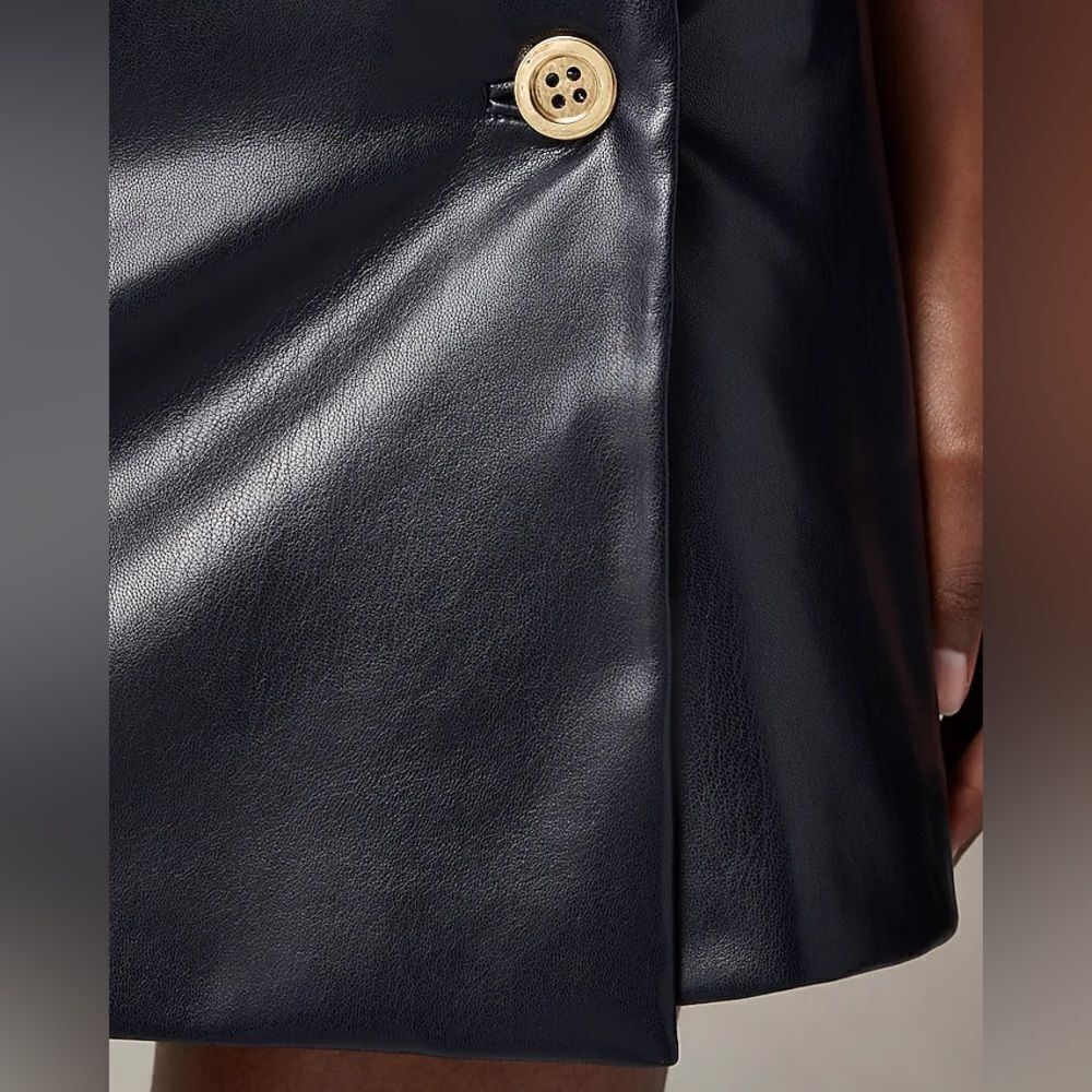 NWT J CREW Mini wrap skirt in faux patent leather in dark navy - Picture 4 of 6
